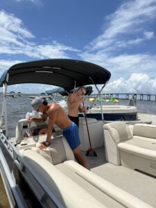 Navarre boating safety briefing with family Navarre boating safety briefing with family